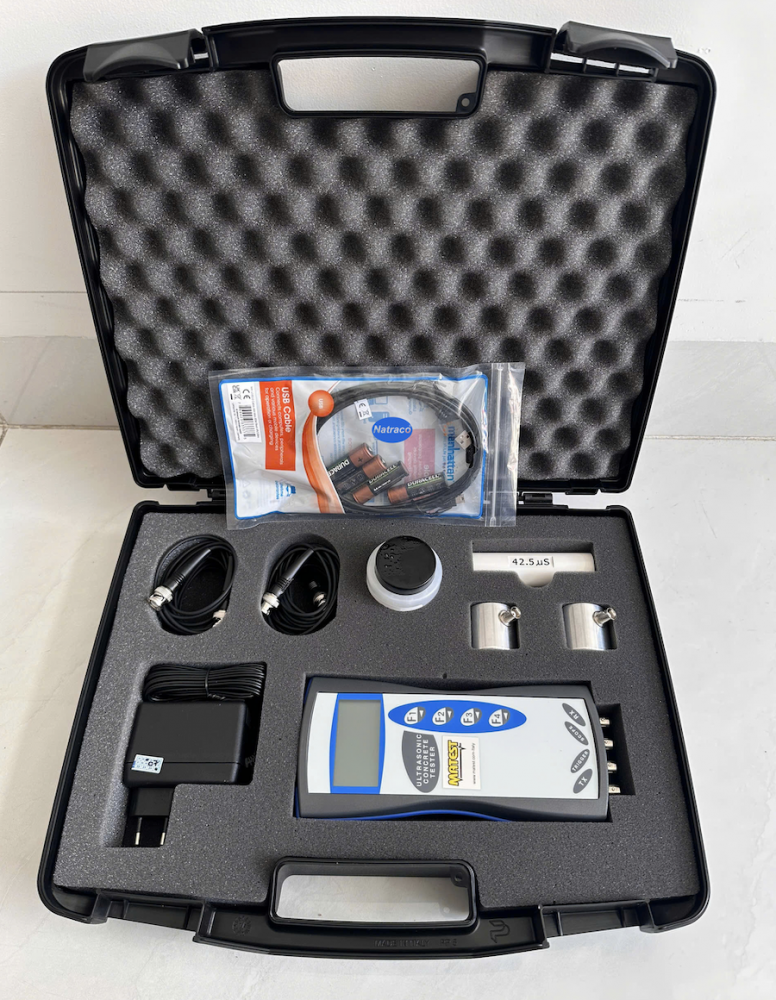 Máy siêu âm bê tông